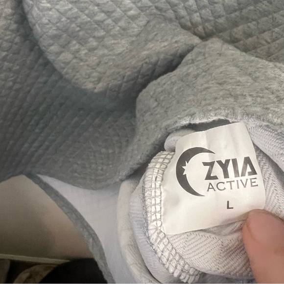 Zyia Active Men's Red Cayon Quilted Pullover Sweatshirt Navy Gray Size Large - Picture 4 of 8